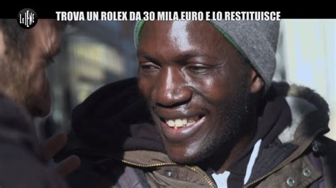 immigrato trova rolex|Modou, l'ambulante che ha restituito il rolex da 30mila euro .